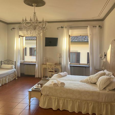 Palazzo Mari Suite & Rooms B&B Montevarchi Dış mekan fotoğraf