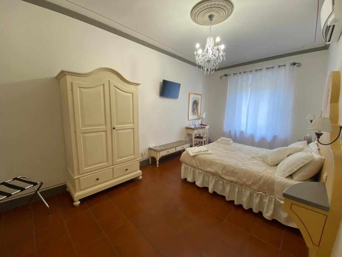 Palazzo Mari Suite & Rooms B&B Montevarchi Dış mekan fotoğraf