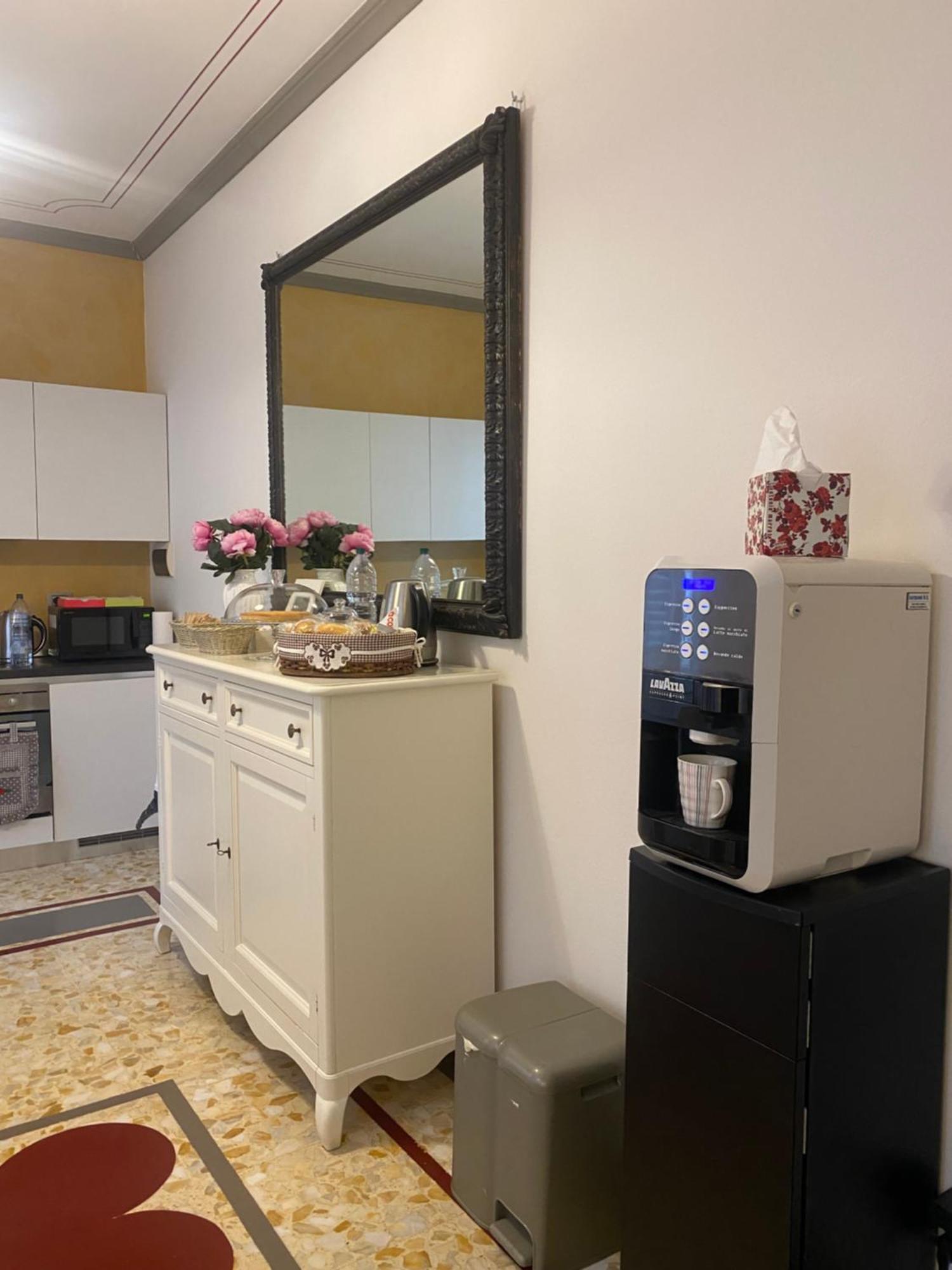 Palazzo Mari Suite & Rooms B&B Montevarchi Dış mekan fotoğraf