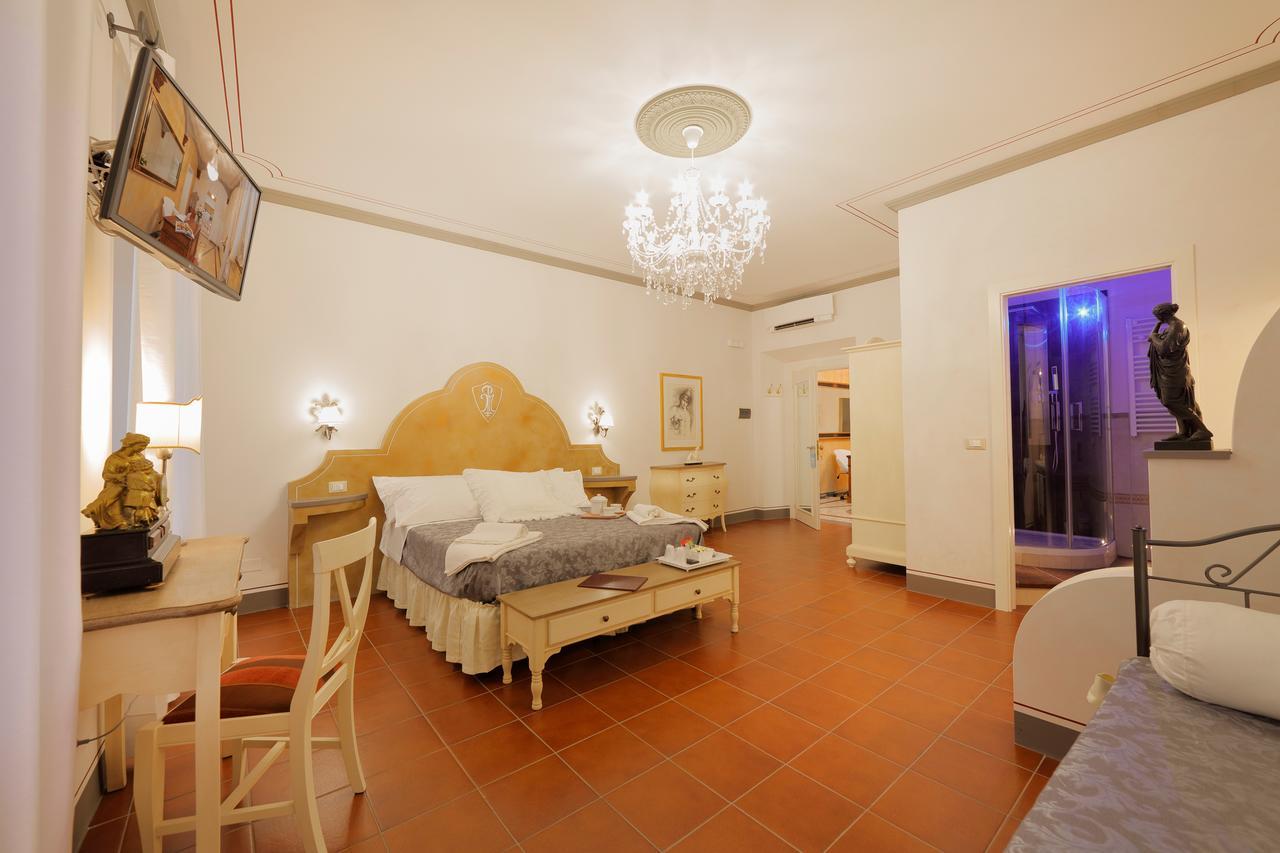 Palazzo Mari Suite & Rooms B&B Montevarchi Dış mekan fotoğraf