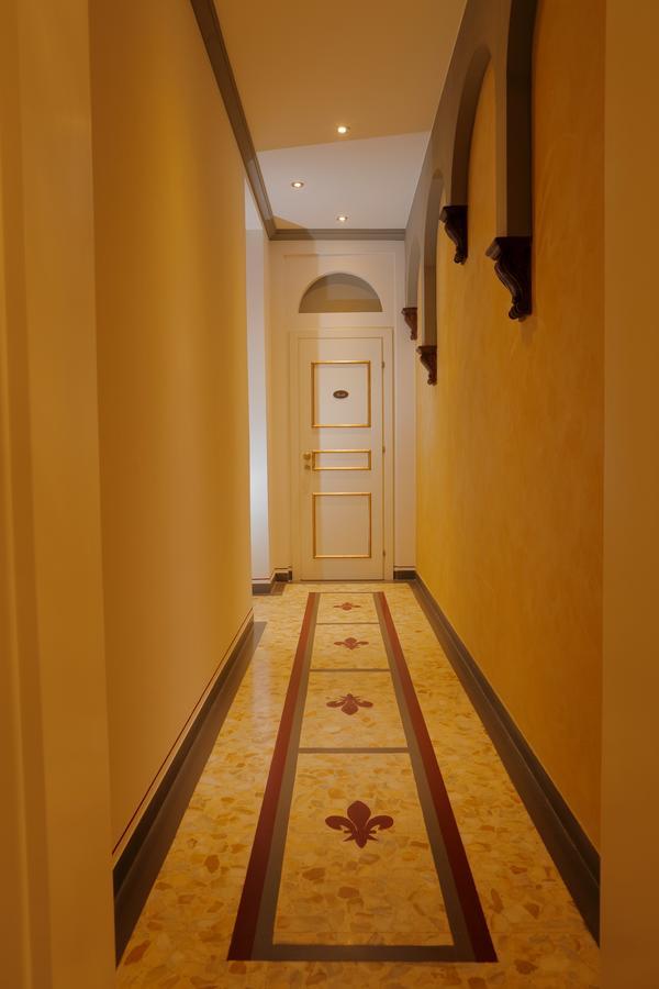 Palazzo Mari Suite & Rooms B&B Montevarchi Dış mekan fotoğraf