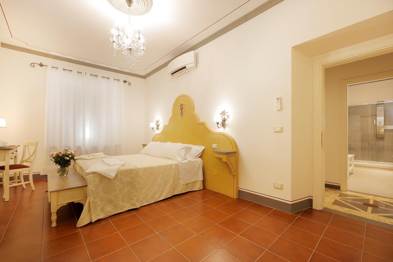 Palazzo Mari Suite & Rooms B&B Montevarchi Dış mekan fotoğraf