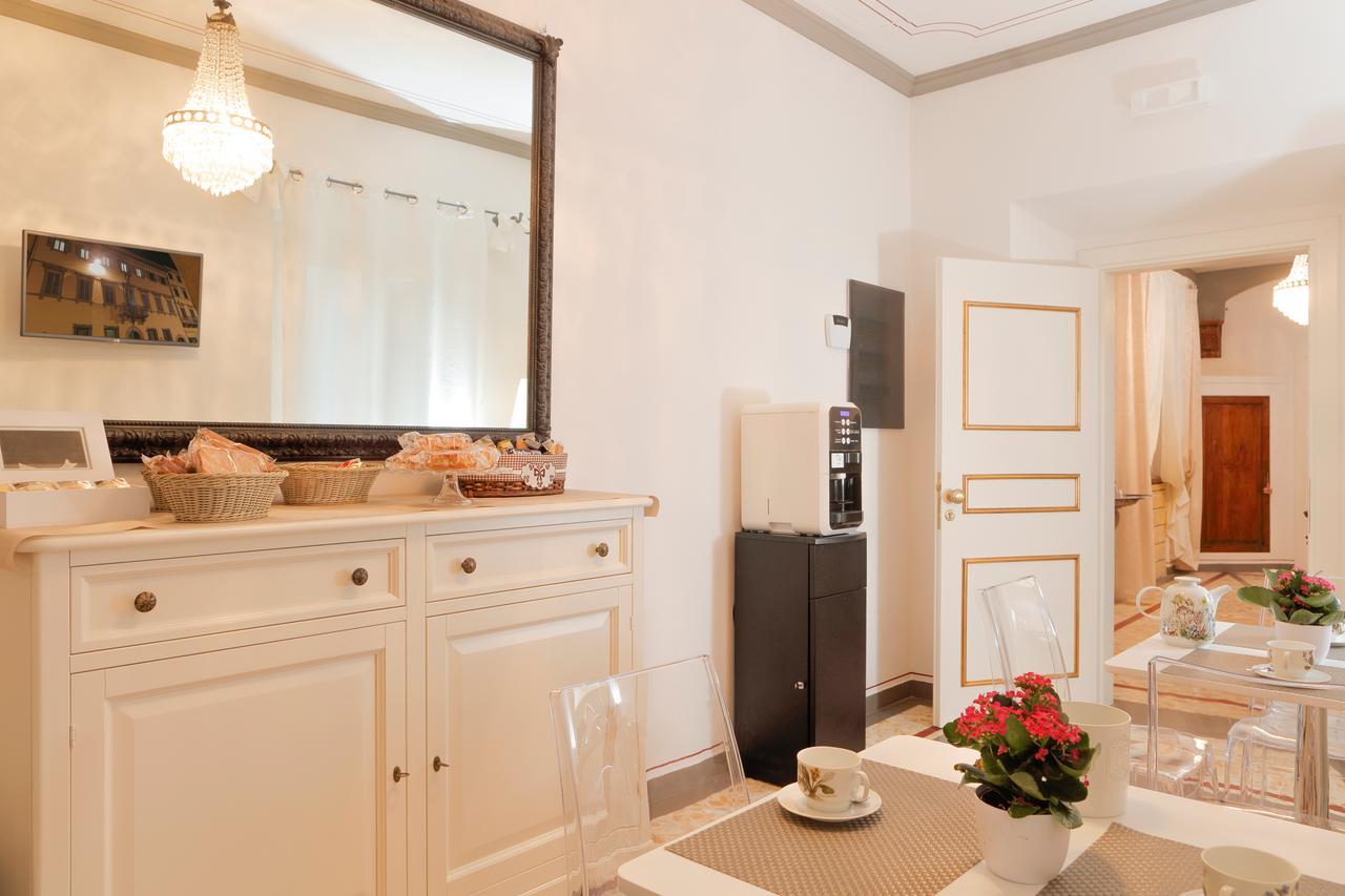 Palazzo Mari Suite & Rooms B&B Montevarchi Dış mekan fotoğraf